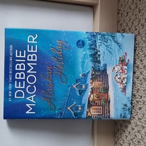 🌼5 for $25🌼 Alaska Holiday by Debbie Macomber